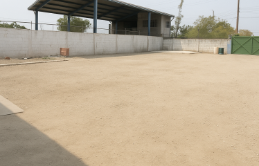 Renta de Bodega + Patio en Altamira