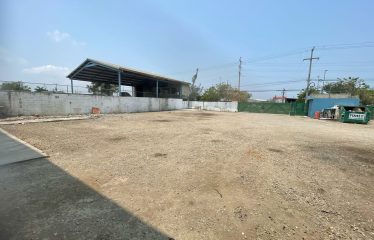 Renta de Bodega + Patio en Altamira