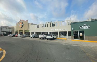 Renta de Local Comercial en Miralta