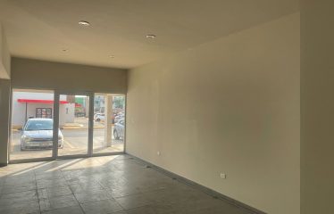 Renta de Local Comercial en Miralta